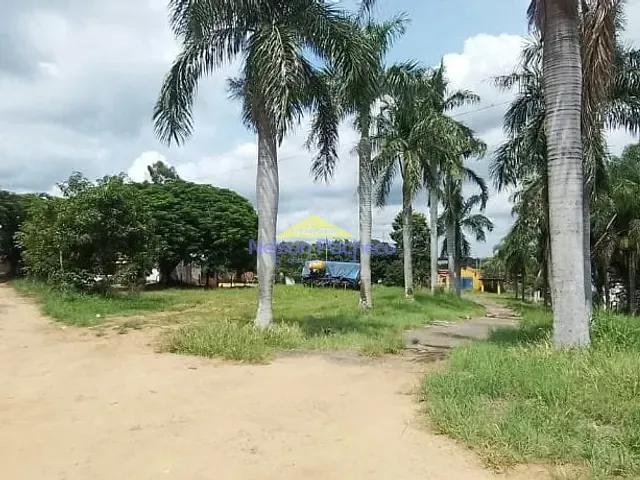 Sítio com 242000m² 4 quartos e 4 banheiros, à venda, no bairro Distrito Industrial em Capivari