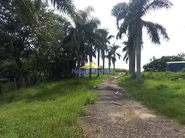 Sítio com 242000m² 4 quartos e 4 banheiros, à venda, no bairro Distrito Industrial em Capivari