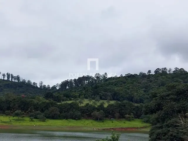 Sítio com 90m² 2 quartos e 1 banheiro, à venda, no bairro água Comprida em Bragança Paulista
