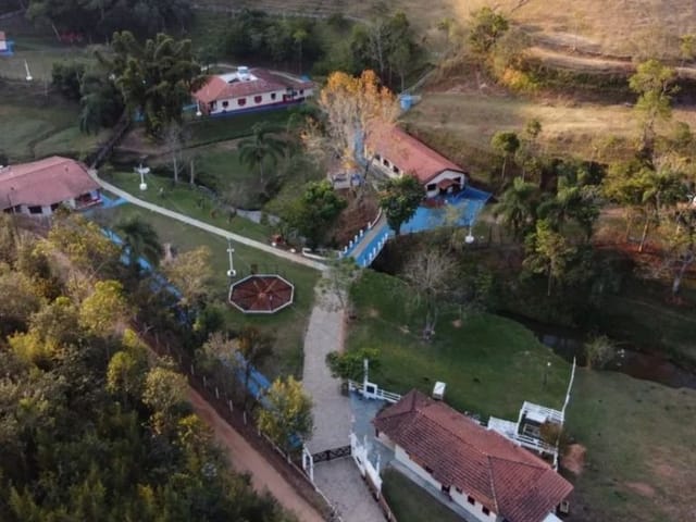 Sítio com 260000m² 11 quartos e 15 banheiros, à venda, no bairro Itapema em Guararema