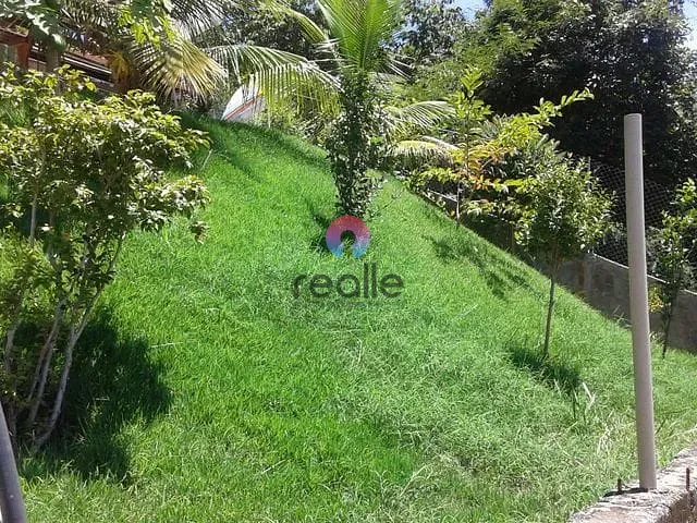 Sítio com 1000m², à venda, no bairro Vale Dos Coqueiros em Santa Luzia