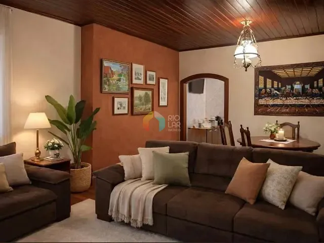 Sítio com 2500m² 3 quartos e 3 banheiros, à venda, no bairro Posse em Petrópolis