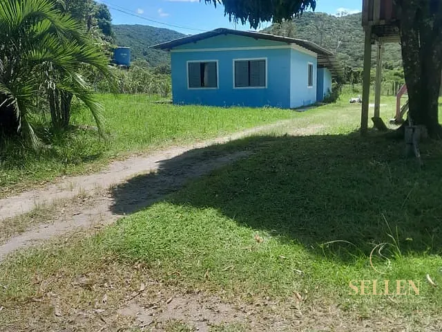 Chácara 3 quartos e 1 banheiro, à venda, no bairro Ratones em Florianópolis