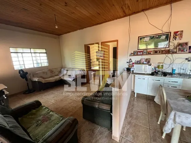 Sítio com 47000m² 5 quartos e 3 banheiros, à venda, no bairro Jardim Vitoria em Arealva