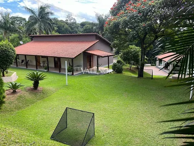 Sítio com 48000m² 4 quartos e 5 banheiros, à venda, no bairro Traviú em Jundiaí