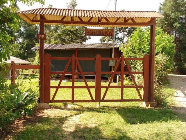 Sítio com 30000m² 6 quartos e 3 banheiros, à venda, no bairro Centro em Conceição do Rio Verde