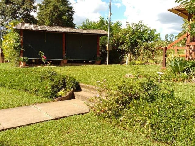 Sítio com 30000m² 6 quartos e 3 banheiros, à venda, no bairro Centro em Conceição do Rio Verde