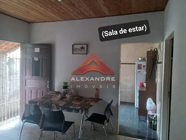 Casa com 375m² 4 quartos e 1 banheiro, à venda, no bairro Chácaras Pousada do Vale em São José dos Campos