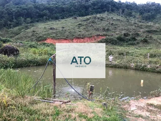 Sítio com 3850m² 3 quartos e 2 banheiros, à venda, no bairro CAMPO NOVO em Tijucas