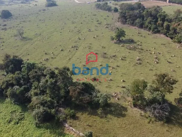Sítio com 25800m², à venda, no bairro Barreiro Rico em Porto Feliz