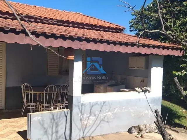 Sítio com 24200m² 5 quartos e 3 banheiros, à venda, no bairro Associação Bica D'agua em Itapira