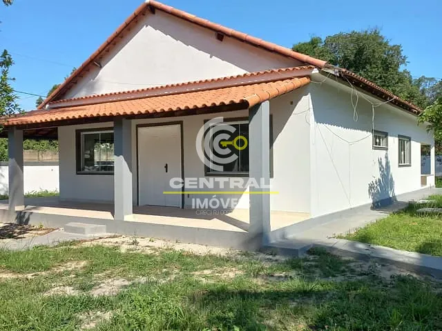 Sítio com 2400m² 3 quartos e 4 banheiros, à venda, no bairro Retiro em Itaboraí