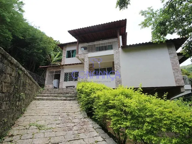 Sítio com 1000m² 4 quartos e 5 banheiros, à venda, no bairro Campo Grande em Rio de Janeiro