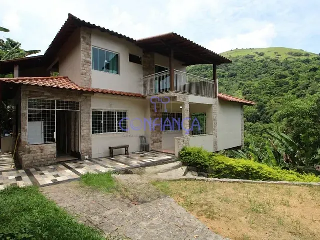 Sítio com 1000m² 4 quartos e 5 banheiros, à venda, no bairro Campo Grande em Rio de Janeiro