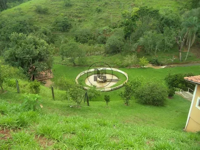 Sítio com 642170000m² 4 quartos e 3 banheiros, à venda, no bairro Zona Rural em Guaratinguetá