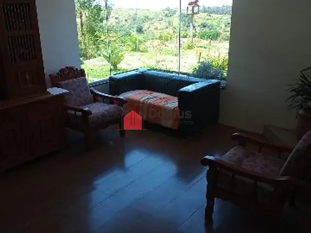 Sítio com 20000m² 3 quartos e 1 banheiro, à venda, no bairro Cruz Grande em Pindamonhangaba
