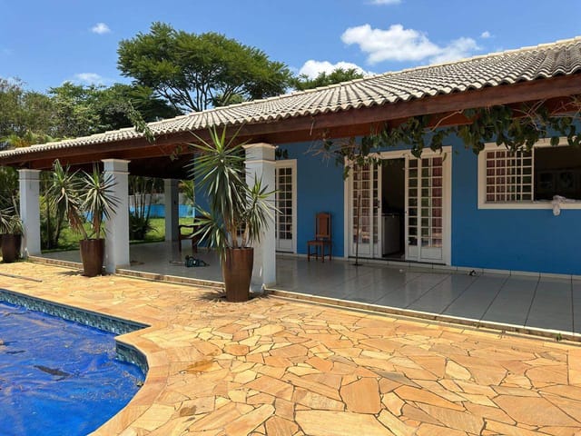 Sítio com 20000m² 2 quartos e 1 banheiro, à venda ou para alugar, no bairro Jardim Leonor em Artur Nogueira