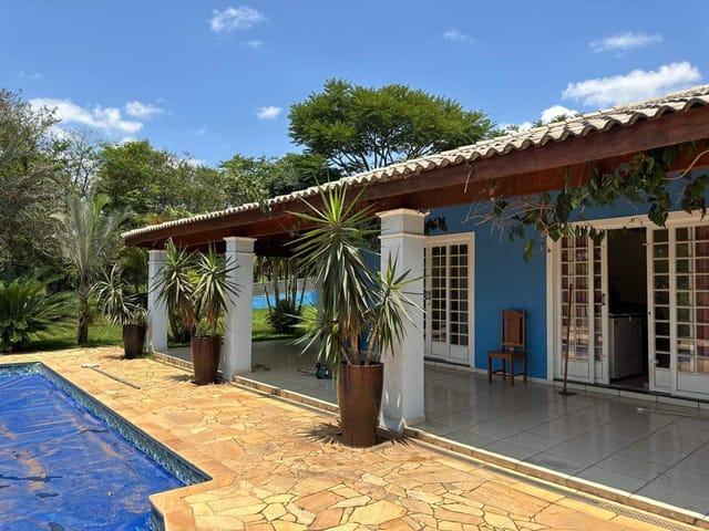 Sítio com 20000m² 2 quartos e 1 banheiro, à venda ou para alugar, no bairro Jardim Leonor em Artur Nogueira