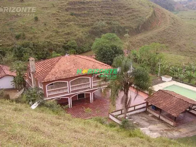 Sítio com 312180m² 4 quartos e 2 banheiros, à venda, no bairro Condomínio Residencial Colinas do Paratehy em São José dos Campos