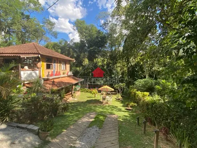 Casa com 660m² 2 quartos e 2 banheiros, à venda, no bairro Lumiar em Nova Friburgo