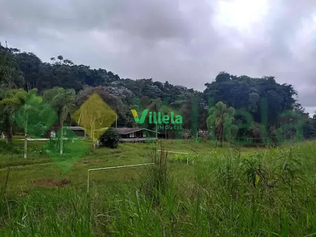 Sítio à venda, no bairro Merenda em Itaquaquecetuba