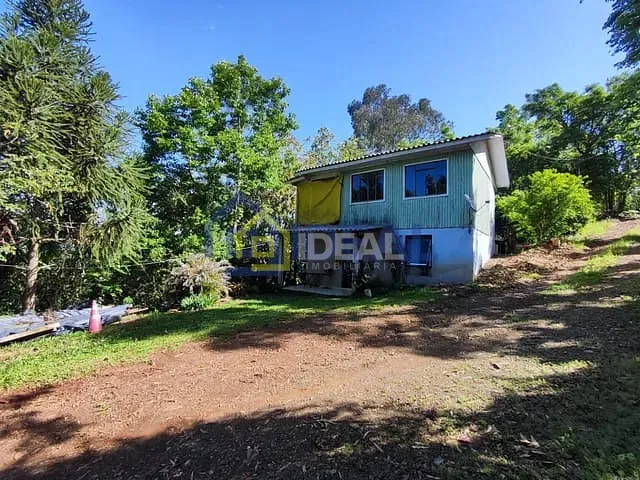Sítio com 84m² 3 quartos e 1 banheiro, à venda, no bairro Vila Jacob Biezus em Concórdia