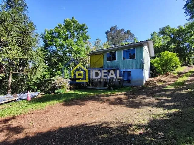 Sítio com 84m² 3 quartos e 1 banheiro, à venda, no bairro Vila Jacob Biezus em Concórdia