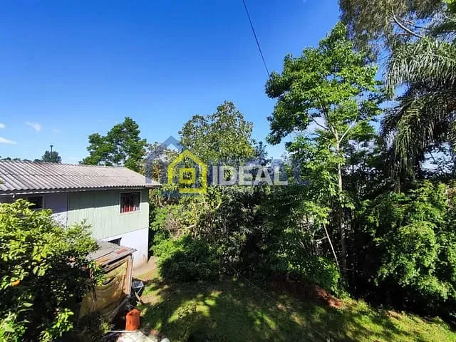 Sítio com 84m² 3 quartos e 1 banheiro, à venda, no bairro Vila Jacob Biezus em Concórdia