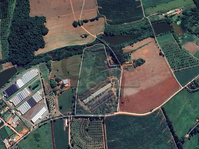 Sítio com 600000m² 3 quartos e 2 banheiros, à venda, no bairro Jardim Córrego Bonito em Santo Antônio de Posse
