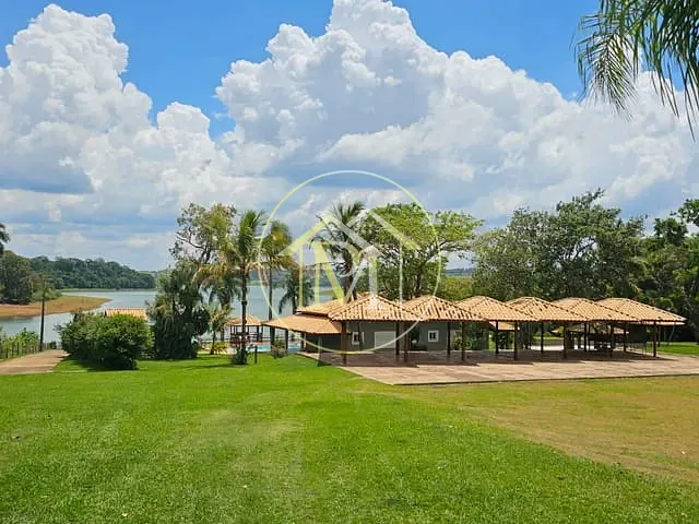 Sítio com 63000m², à venda, no bairro Centro em Avaré