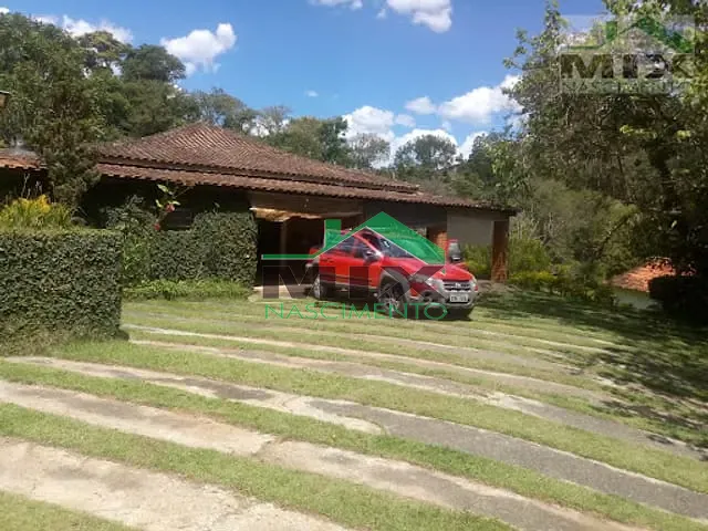 Sítio com 100m² 3 quartos e 3 banheiros, à venda, no bairro VARGEM DO SALTO em Ibiúna