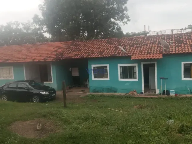 Sítio com 2800m² 2 quartos e 1 banheiro, à venda, no bairro Chácaras Araújo I em São José dos Campos