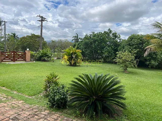Sítio com 20000m² 4 quartos e 3 banheiros, à venda, no bairro Ribeirão Grande em Pindamonhangaba