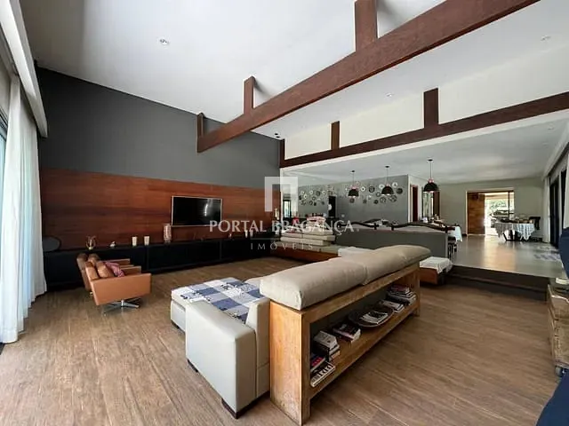 Sítio com 96800m² 5 quartos e 7 banheiros, à venda, no bairro Mãe dos Homens em Bragança Paulista