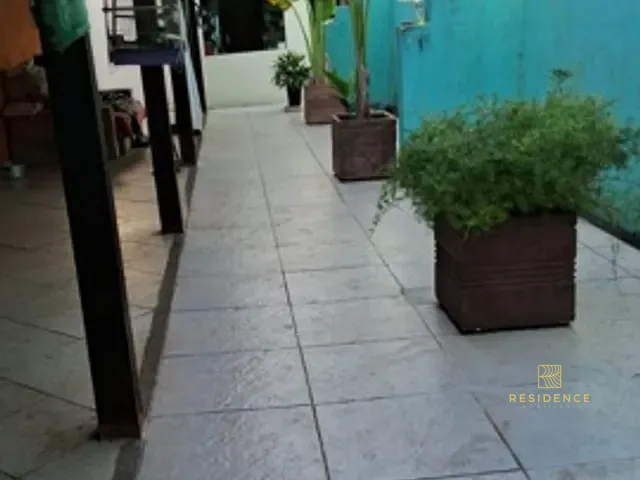 Sítio 5 quartos e 4 banheiros, à venda, no bairro KM 2 em Pinheiral