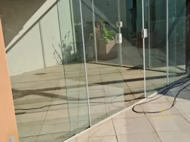 Sítio 5 quartos e 4 banheiros, à venda, no bairro KM 2 em Pinheiral