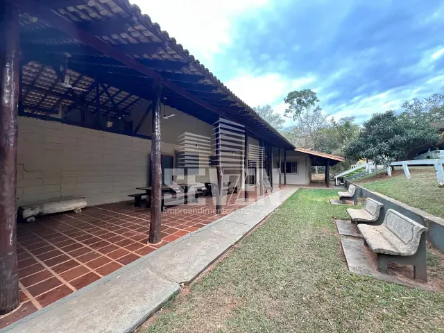 Sítio com 329362m² 5 quartos e 4 banheiros, à venda, no bairro Área Rural de Bauru em Bauru