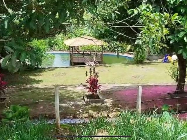 Sítio 3 quartos e 2 banheiros, à venda, no bairro C em Abadiânia