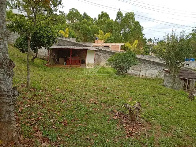 Chácara com 1980m² 3 quartos e 1 banheiro, à venda, no bairro Santa Cruz em Juiz de Fora