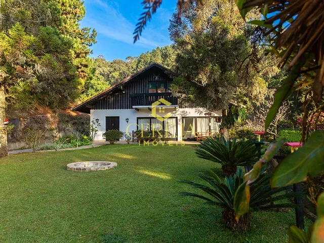 Sítio com 23238m² 8 quartos e 10 banheiros, à venda, no bairro Mury em Nova Friburgo