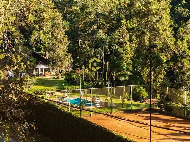 Sítio com 23238m² 8 quartos e 10 banheiros, à venda, no bairro Mury em Nova Friburgo