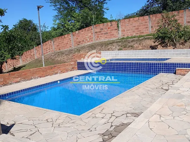 Sítio com 10000m² 3 quartos e 3 banheiros, à venda, no bairro Vila Rica em Itaboraí