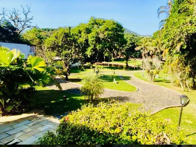 Sítio com 33000m² 3 quartos e 2 banheiros, para alugar, no bairro Parada Modelo em Guapimirim