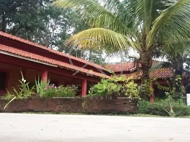 Sítio com 2000m² 6 quartos e 4 banheiros, à venda, no bairro Zona Rural em Santa Cruz da Esperança