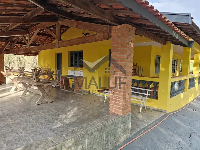 Sítio com 300m² 3 quartos e 2 banheiros, à venda, no bairro Área Rural de Saltinho em Saltinho