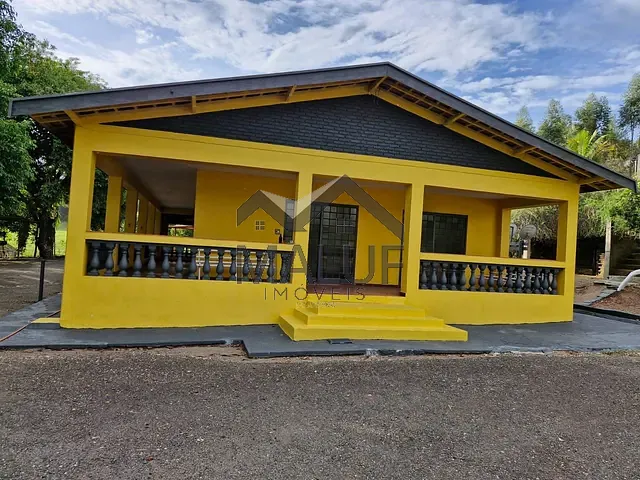 Sítio com 300m² 3 quartos e 2 banheiros, à venda, no bairro Área Rural de Saltinho em Saltinho
