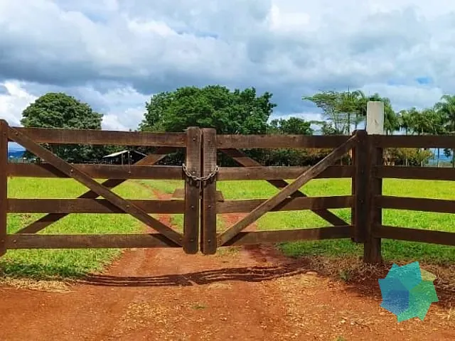 Sítio com 295200m², à venda, no bairro Jardim Monte Santo em Itapetininga