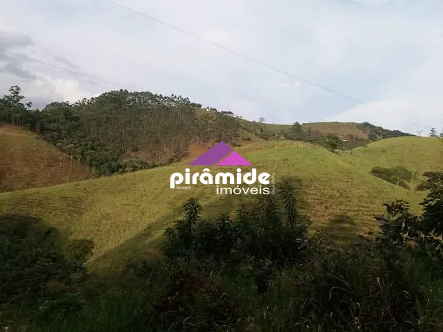 Sítio com 158000m² 3 quartos e 1 banheiro, à venda, no bairro São Francisco Xavier em São José dos Campos