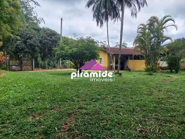 Sítio com 158000m² 3 quartos e 1 banheiro, à venda, no bairro São Francisco Xavier em São José dos Campos