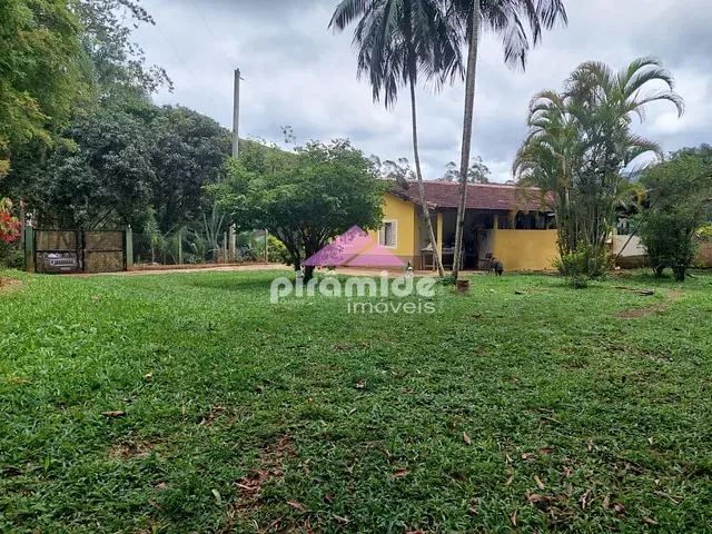 Sítio com 158000m² 3 quartos e 1 banheiro, à venda, no bairro São Francisco Xavier em São José dos Campos